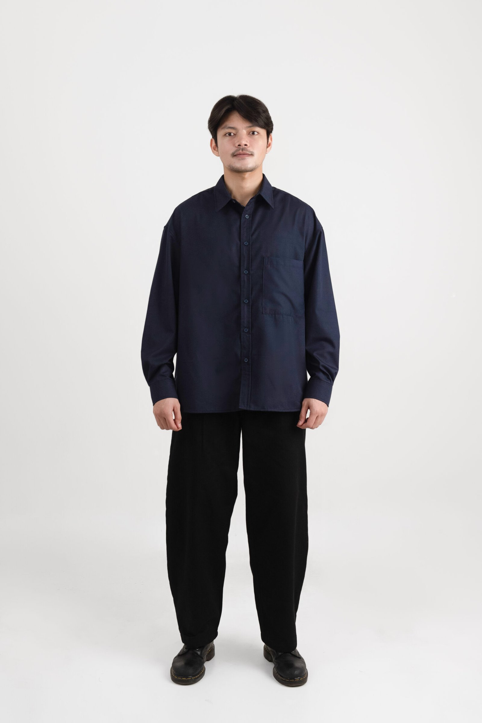 LIBRE - Kemeja Panjang Boxy Unisex Viscose Twill - Image 1